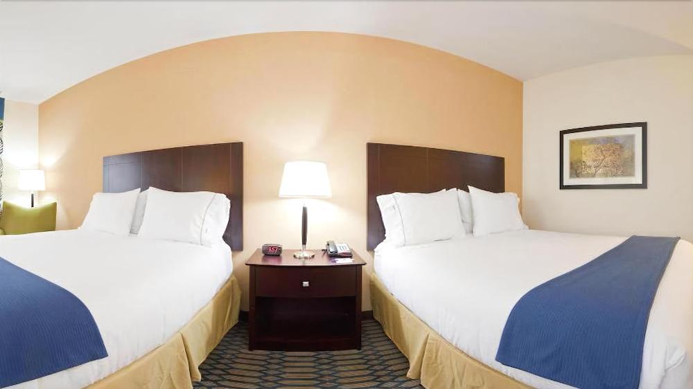 Holiday Inn Express - Andalusia By Ihg Eksteriør billede