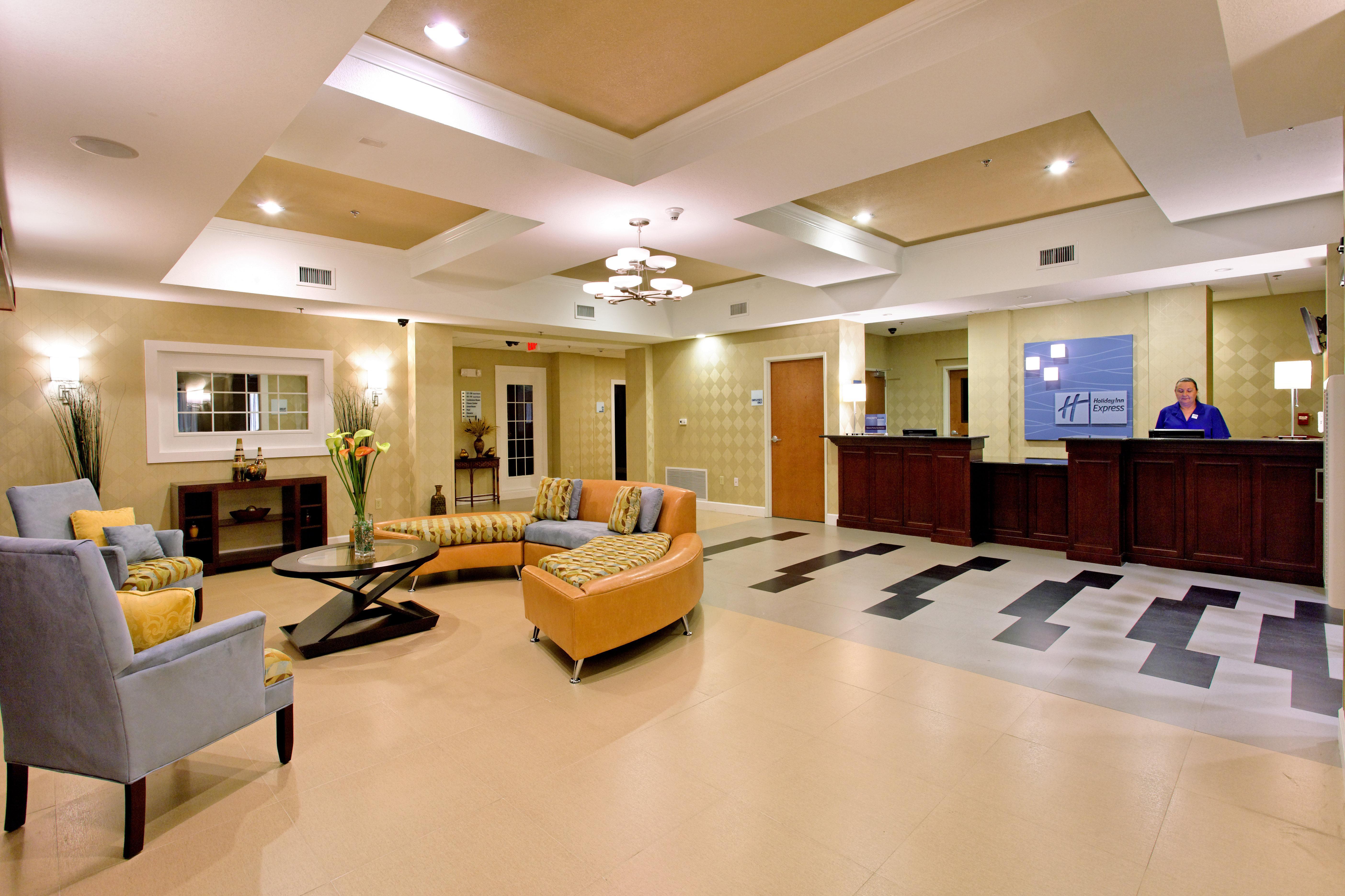 Holiday Inn Express - Andalusia By Ihg Eksteriør billede